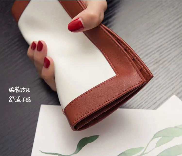 レディース 二つ折り財布 使いやすい ブランド